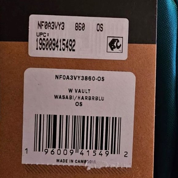 NWT The North Face Vault Backpack 26L WASABI/HARBRBLU COLOR - Picture 3 of 5
